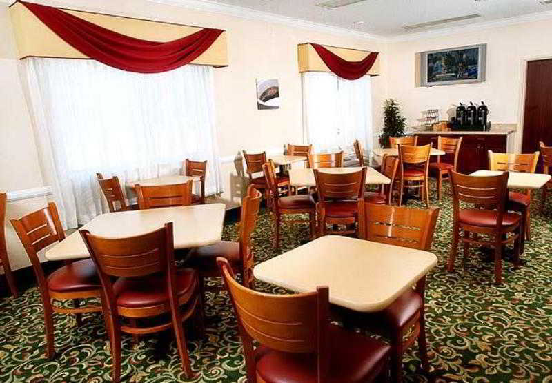 Fairfield Inn & Suites Dallas Park Central Экстерьер фото