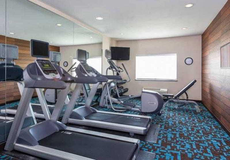 Fairfield Inn & Suites Dallas Park Central Экстерьер фото